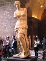 55124716-hanhdttVenusdeMilo-Louvre